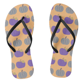 Lila und graue Pumpkins Herbstmuster FlipFlops