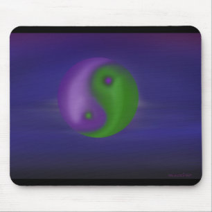 Lila und grüner Ying und Yang-Himmel Mousepad