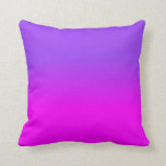 Lila und heißes Rosa Ombre Schatten-Neonfarbe Kissen<br><div class="desc">Lila und heißes Rosa Ombre Schatten-Neonfarbe verblassen - heiß, rosa, Neon-, lila, rosa und lila, ombre, Schatten, Farbe, verblassen der Trend, hell, Leuchtstoff, Leuchtmarker, helles lila, helles Neonrosa, heißes Rosa, helles heißes Rosa, lila, verblaßte, verblaßte Neonfarbe, heißes Rosa verblassen, Neonlila verblassen, Schatten des heißen Rosas, lila Neonschatten, Schule, Kinder, Spaß,...</div>