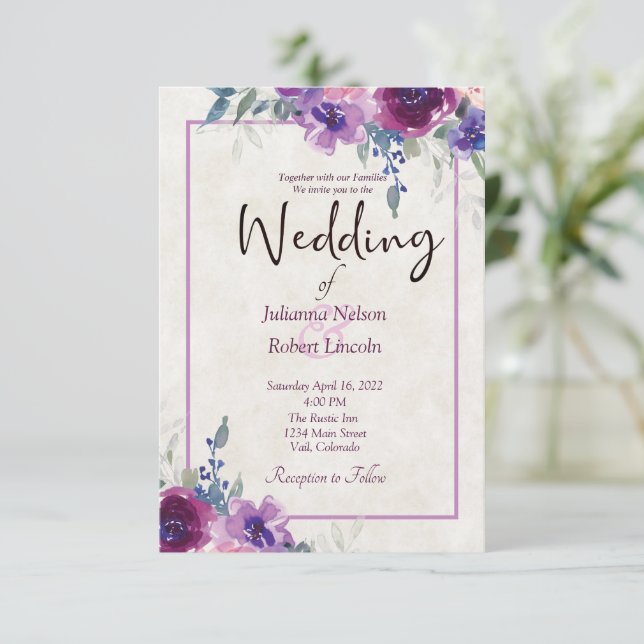 Lila und mauvrische Hochzeit Einladung (Stehend Vorderseite)