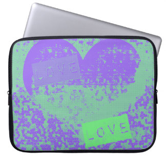 Lila und Mini Retro Herzdesign Laptopschutzhülle
