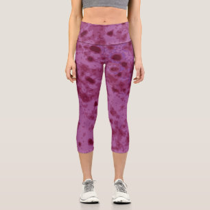 Lila und rosa abstraktes Notmuster Capri Leggings