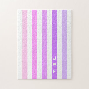 Lila und Rosa vertikale Streifenmonogramm