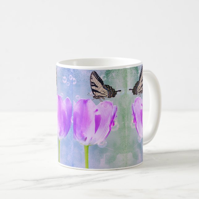 Lila und rosafarbene Tulpen mit Schmetterlingen -  Kaffeetasse (VorderseiteRechts)