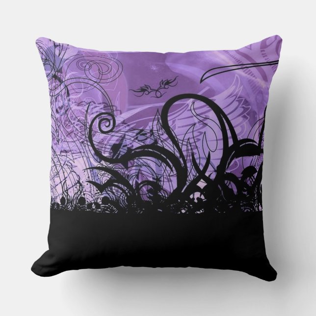 Lila und schwarzes Goth-Pattern-Kissen Kissen (Vorderseite)