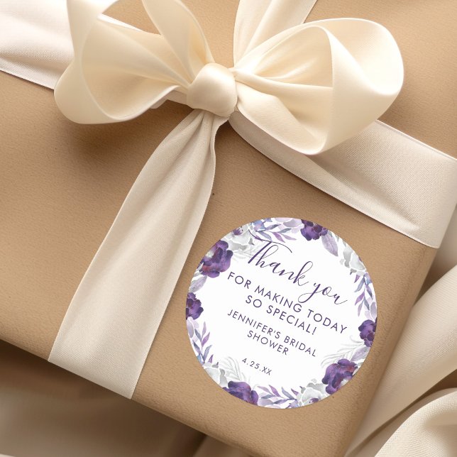 Lila und silberfarbenes Brautparty Runder Aufkleber (Purple and Silver Watercolor Floral Bridal Shower Classic Round Sticker)