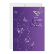 Lila und silberne Blumen mit Schmetterlingen laden