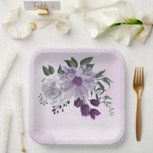 lila und weiße Blumen Pappteller