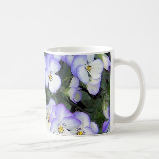 Lila und weiße Stiefmütterchen Kaffeetasse (Rechts)