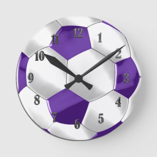 Lila und weißer Fußballball Runde Wanduhr