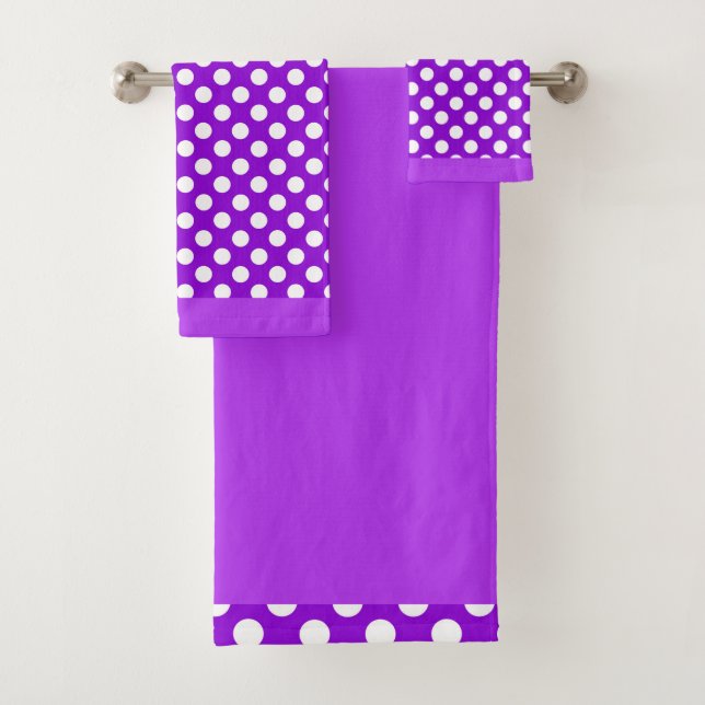 Lila und weißer Polka-Dot Badhandtuch Set (Insitu)