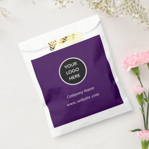 Lila Unternehmen für das Logo Geschenktütchen