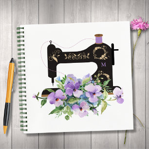 Lila Vintage Nähmaschine für Blumen Notizbuch