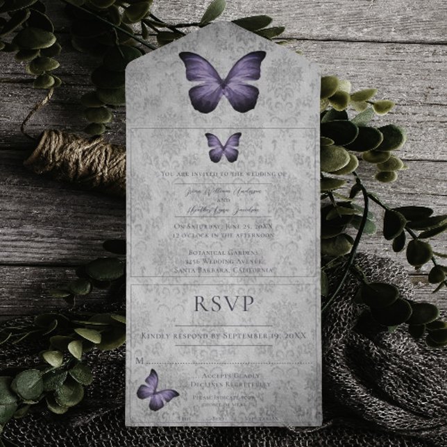 Lila Vintage Schmetterlingsmaske All In One Einladung (Purple Vintage Butterfly Damask Wedding All in One Invitation)