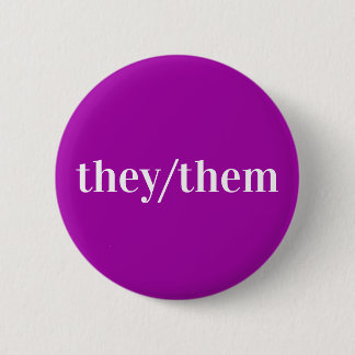 Lila violetter weißer Pronoun-Knopf Button