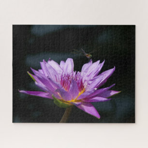 Lila Wasserlilie Dragonfly Jigsaw Puzzle