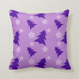 Lila Weihnachtsbäume und weiße Schneeflocken Kissen
