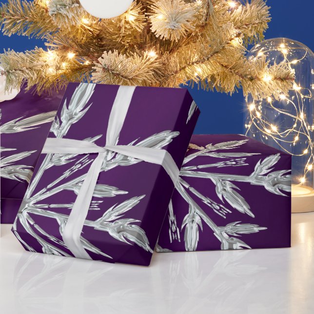 Lila Weihnachtssterne mit weißem Eiskristall Geschenkpapier (Feiertage)