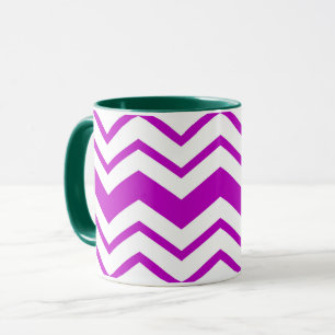 Lila-weiße Chevron-Zickzack-Musterdesign  Tasse