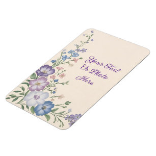 Lila, weiße und blaue Blumenschrift Magnet