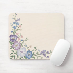 Lila, weiße und blaue Blumenschrift Mousepad