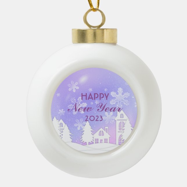 Lila Weißes Haus Snow Happy New Year 2023 Keramik Kugel-Ornament (Vorderseite)