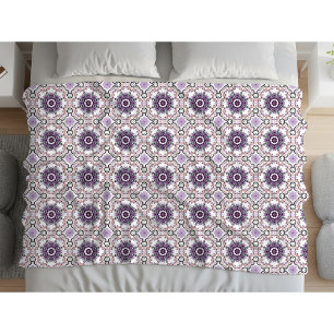 Lila, weißes und graues geometrisches Mandala-Must Fleecedecke