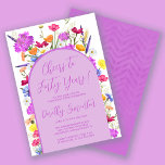 Lila Wildblume Boho 40. Geburtstag Teil Einladung<br><div class="desc">Ein lila Boho-Boho-Bogen umgibt Ihre 40. Geburtstagsdetails des Party. Farbenfrohe Wildblumen fügen eine blumengeschmückte Touch in lila, orange-gelb und rot hinzu. Moderne Schrift auch in lila fügt ein trendiges Ambiente hinzu, das auch weiblich ist. Der Rücken ist tief lila mit einem subtilen, Zickzack Wasserfarben-Muster. Dieses Element koordiniert die Hübsche Lila...</div>