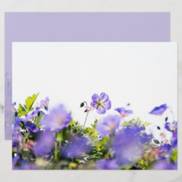 Lila Wildblumen-Zweiseiten-Scrapbook-Papier