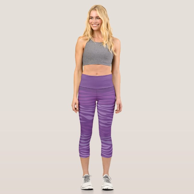 Lila Zebra-Streifen Capri Leggings (Vorderseite)