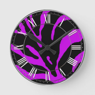 Lila Zebra Strip-Tierausdruck Runde Wanduhr