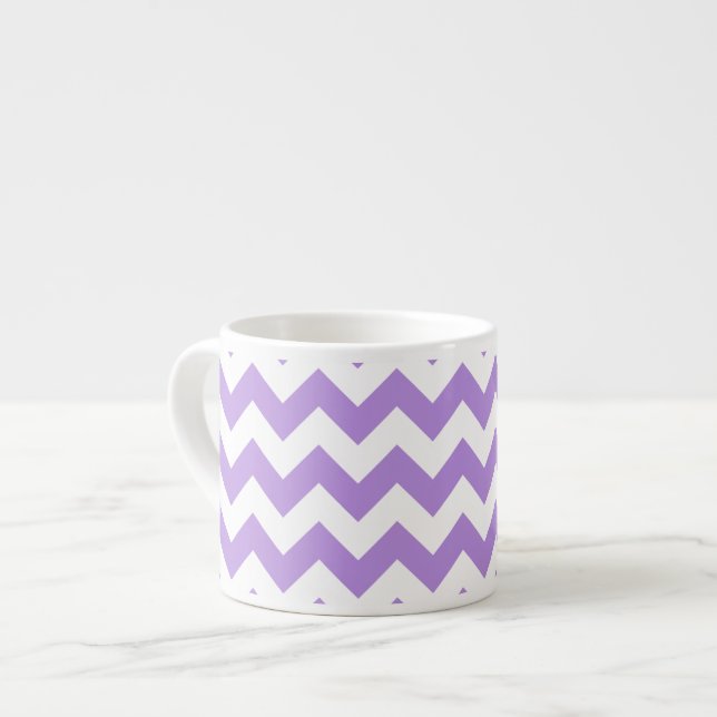 Lila Zigzag, Lila Zickzack, geometrisches Muster Espressotasse (Vorderseite Links)