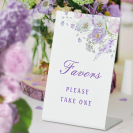 Lilac-Blume favorisieren Pedestal-Zeichen Sockelschild