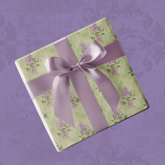 Lilac Dreams Vintag Style Green Damask Geschenkpapier (Vintage faded lilacs)