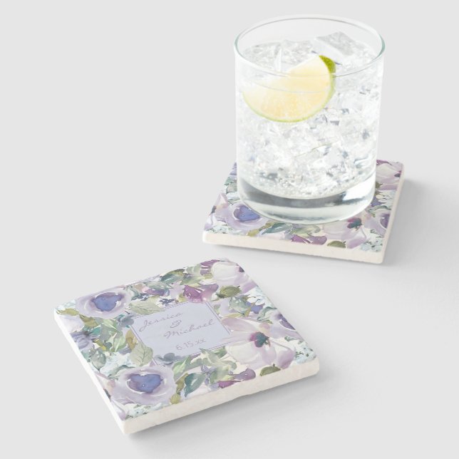 Lilac Dusty Blue Floral Couple's Names Wedding Steinuntersetzer (Seitenansicht)