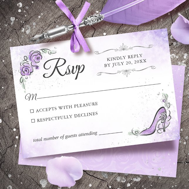 Lilac Lavender und Silver Princess Elegant Wedding RSVP Karte (Lilac Lavender and silver RSVP cards to give your once upon a time celebration an elegant touch.)