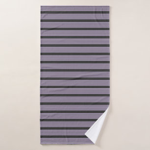Lilac-lila-Holzkohle-Fünf-Streifen Badehandtuch