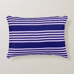 Lilac lila und blau fünf Streifen Muster Dekokissen