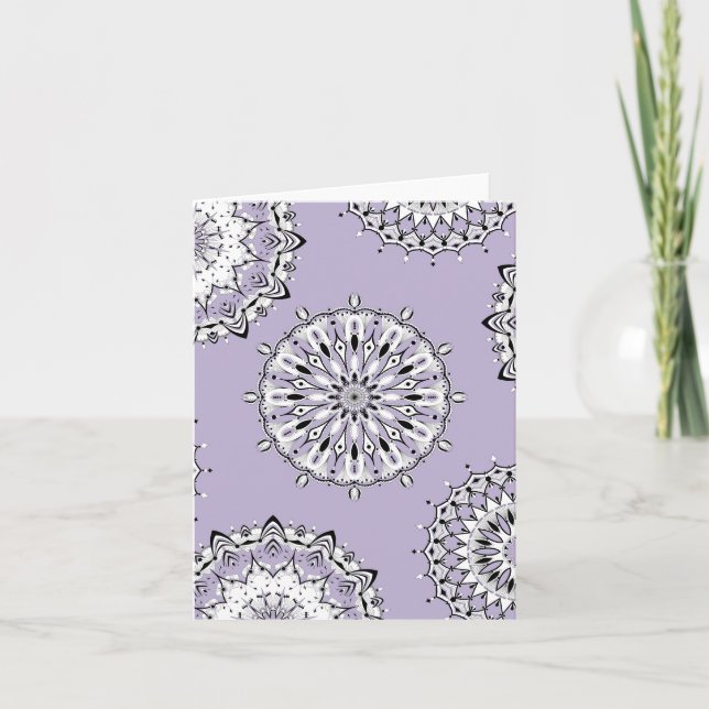 Lilac-Mandalas 2 geklappte Grußkarte Karte (Vorderseite)