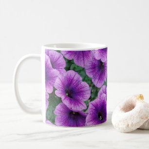 Lilac Petunia Blume Kaffeetasse