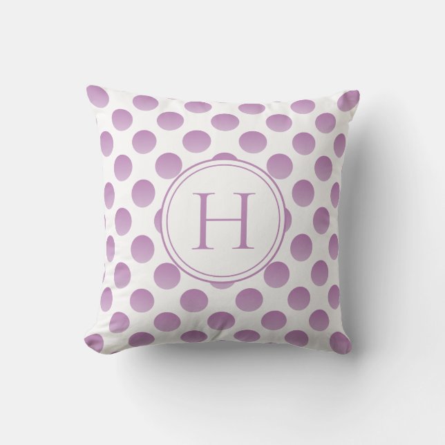 Lilac Polka Dots Custom Monogram Kissen (Vorderseite)