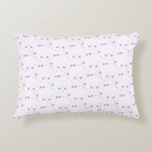 Lilac Purple Blumen, kleine pastellfarbene Blütenb Dekokissen