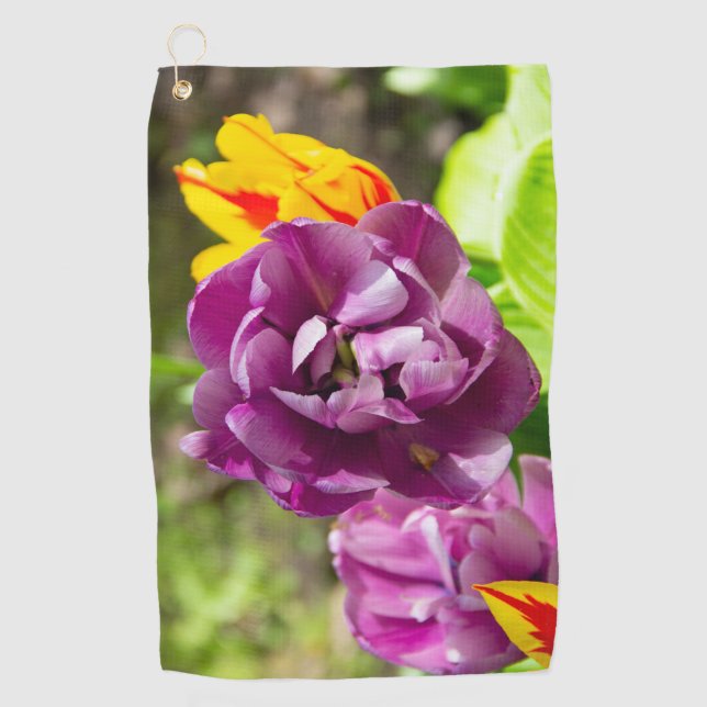 Lilac tulips an einem sonnigen Tag Golfhandtuch (Vorderseite)