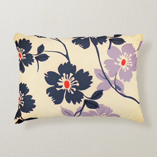 Lilac und Blue Floral Dekokissen (Vorderseite)