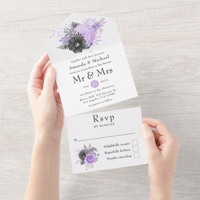 Lilac und Charcoal Floral Wedding All In One Einladung (Abreißen)