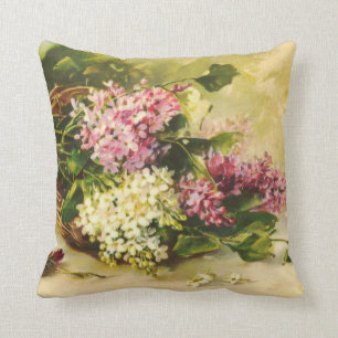 Lilacs in einem Korb von Catherine Klein Kissen