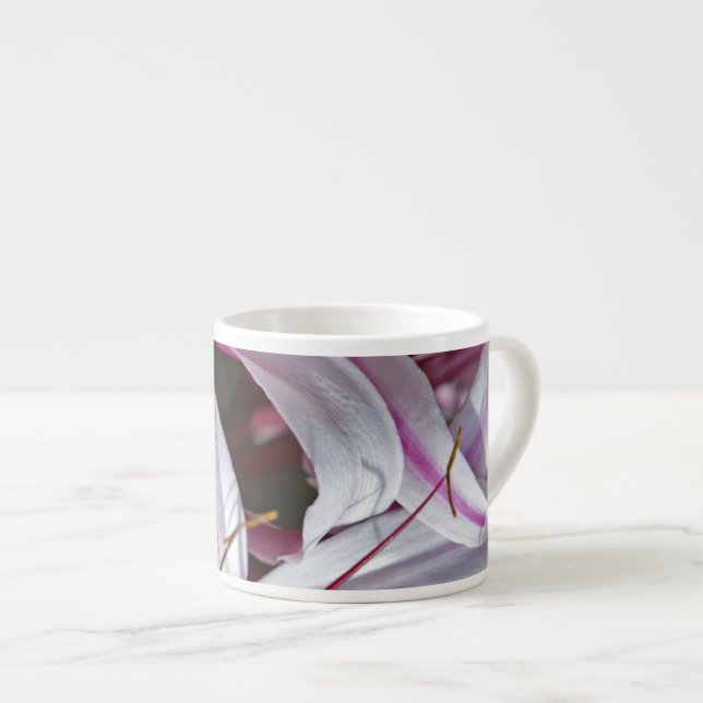 Lilien Espressotasse (Vorderseite Rechts)