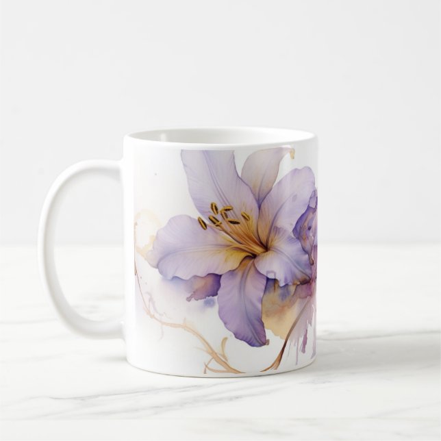 lilienbedruckte Tasse (Links)