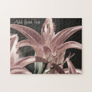 Lilies-Mute Tones von Shirley Taylor