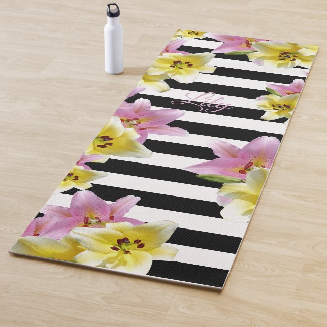 Lilies Striped Muster Add Name oder Initialen flor Yogamatte (Beispiel)